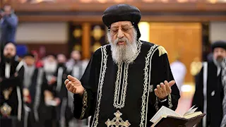 البابا البابا تواضروس الثاني يترأس صلوات الجمعة العظيمة بالكاتدرائية المرقسية بالعباسية