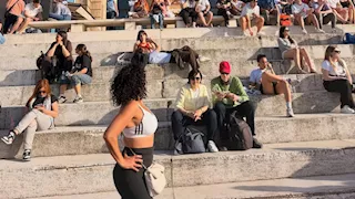 بإطلالة رياضية جريئة.. رانيا يوسف تخطف الأنظار في إسبانيا