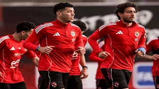 تغيير ومفاضلة.. تشكيل الأهلي المتوقع لمواجهة سموحة