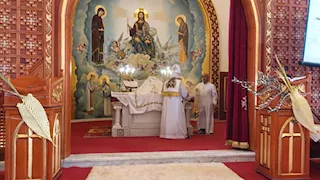 محافظ جنوب سيناء يهنئ الأنبا أبوللو بعيد القيامة