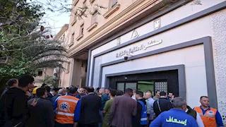 جامعة القاهرة تنشر صورًا من الحريق المحدود بمستشفى طوارئ واستقبال قصر العيني 