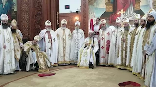 محافظ الفيوم ومدير الأمن يشهدان قداس عيد القيامة بكنيسة مارجرجس (صور)