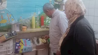 تموين القليوبية يضبط رنجة فاسدة وسكر قبل طرحه بالسوق السوداء في بنها (صور)