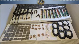 الداخلية: مقتل 3 عناصر خطرة وضبط 800 كيلو مخدرات و76 سلاح في قنا وأسيوط