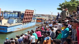 تحقيقات عبارة سوهاج: السائق غادر السيارة وبداخلها الضحايا قبل سقوطها في النيل