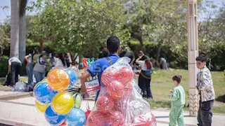 إقبال كثيف على حديقة الأزهر احتفالًا بشم النسيم