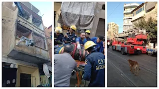 سقط السقف تلو الآخر.. إصابة شخصين في انهيار داخلي لعقار بالإسكندرية (صور)