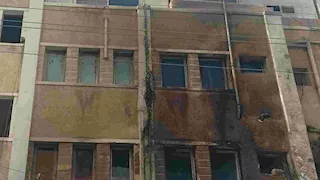 بالصور- السيطرة على حريق في مبنى تابع لمديرية الري بالمنيا 