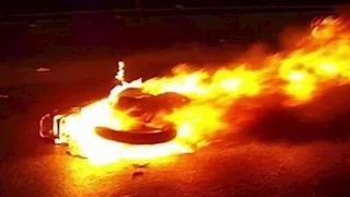 "ابتزها بعلاقتهما السابقة".. حكاية سيدة أحرقت "موتوسيكلين" في منشأة القناطر