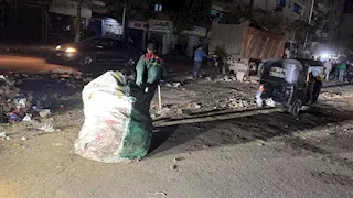 محافظ الجيزة يوجه بحملات مكثفة للنظافة ورفع الإشغالات بالعمرانية وحي جنوب