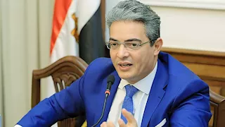 منع ظهور محمد فاروق واستدعاء هاني حتحوت.. قرارات جديدة لنقيب الإعلاميين