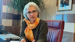 وزارة التعليم اللبنانية تمنع الأساتذة من النشر السياسي وتتوعد المخالفين بالعقاب