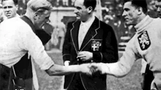 قبل كأس العالم 2026.. أبرز المعلومات عن أول حكم مصري شارك في المونديال