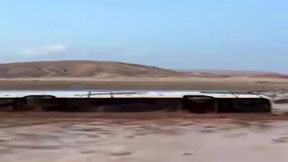 بسبب سيل مفاجئ.. إصابة 3 أشخاص في انقلاب أتوبيس بسانت كاترين (صور)