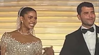 عمرو دياب وتووليت يغنيان بحفل زفاف ابنة المنتج محمد السعدي- صور  