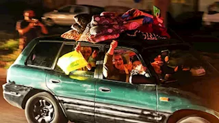 بعد وقف إطلاق النار.. مشاهد عودة اللبنانيين إلى منازلهم في الجنوب رغم الدمار