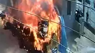 لغز حريق فاقوس.. احتراق 50 طن خامات وصاحب المصنع يتهم مجهولاً بإشعال النيران