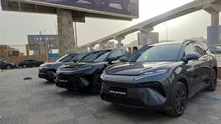 بي واي دي ATTO 8 تنطلق في مصر بسعر 2.8 مليون جنيه.. 7 مقاعد ومدى يتجاوز 1000 كم