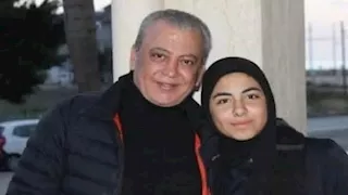وفاة الفنان علي يونس هو ابنته في لبنان بسبب غارة على منزله