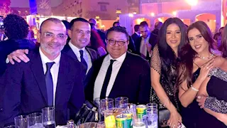 مع أنغام ونجوم الفن.. خالد جلال يهنئ محمد السعدي على زفاف ابنته