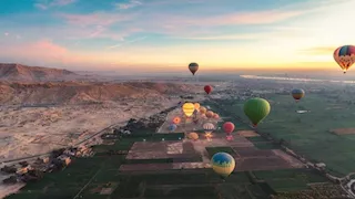 إيقاف رحلات البالون الطائر في الأقصر بسبب سوء الأحوال الجوية 