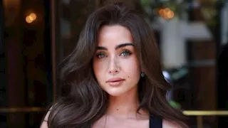 أناقة اللون الأسود.. 4 صور ومعلومات عن إطلالة هنا الزاهد