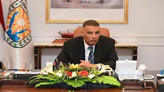 محافظ جنوب سيناء يبحث خطة تحويل شرم الشيخ لمدينة خضراء 