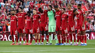 سلوت يعلن تشكيل ليفربول لمواجهة إيفرتون.. ما موقف محمد صلاح؟