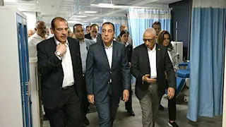 مدبولي يتفقد مبنى الغسيل الكلوي الجديد بالعريش ويوجه بتشغيله بكامل طاقته (صور)
