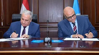 لتنفيذ الهوية البصرية.. بروتوكول تعاون بين محافظة الإسكندرية و"الوطنية للصحافة"- صور