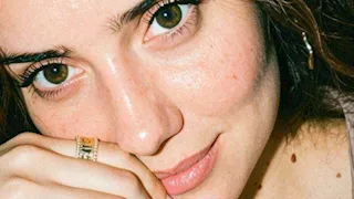 بمكياج هادئ.. جيهان الشماشرجي تخطف الأنظار بصورة عفوية