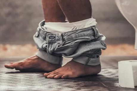 التبرز كل ثلاث أيام.. هل يدل على وجود مشكلة في المعدة والأمعاء؟