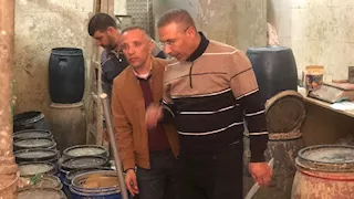 ضبط مصنع طحينة غير مرخص ومنتجات مجهولة المصدر ببني سويف (صور)