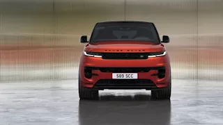 لاند روفر تحتفل بميلاد سيارتها Range Rover Sport الـ20 بهذه الطريقة