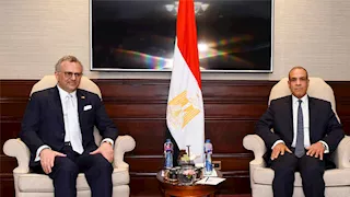 وزير الخارجية يؤكد أهمية الوصول لتسوية تسهم في احتواء التوتر بلبنان 