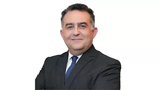 خبير مخضرم بأسواق الاستثمار..  ماذا نعرف عن عمر رضوان الرئيس الجديد للبورصة؟