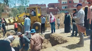 بالفيديو- قصة العثور على كنز تل فرعون.. اكتشفوه صدفة في حفر مركز شباب بالشرقية