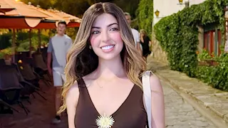 أحدث جلسة تصوير جريئة لـ ميرنا جميل تخطف بها الأنظار