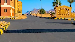  تطوير شبكة الطرق الداخلية بمدينة أبوزنيمة فى جنوب سيناء -صور