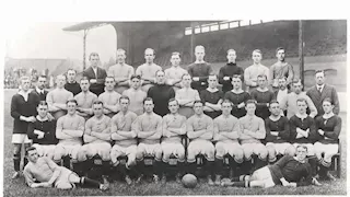 ما علاقة سفينة تيتانيك بـ رقم تشيلسي السلبي في الدوري الإنجليزي؟