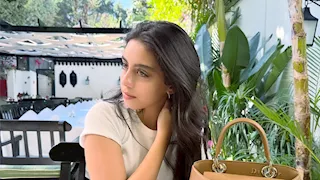 "فنانة جيلها".. ياسمينا العبد تخطف الأنظار في أحدث ظهور - صور