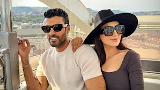 من التلفريك.. محمد سامي ومي عمر في جولة رومانسية بالنمسا