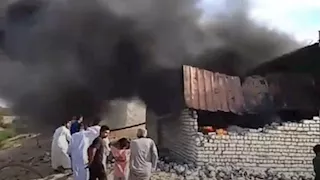 السيطرة على حريق مخزن بلاستيك في كلابشة بأسوان 