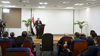 مدبولي: 204 مصانع تعمل و173 تحت الإنشاء في المنطقة الاقتصادية لقناة السويس