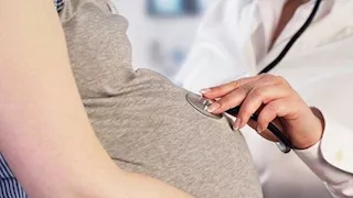 مستشفى قلين التخصصي ينقذ سيدة أصيبت بتسمم حمل في كفر الشيخ 