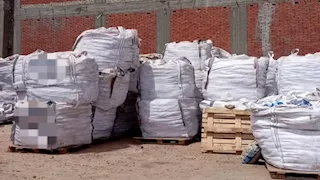 ضربة تموينية في المنوفية.. ضبط 12 طن ملح مجهول المصدر قبل وصولها للمواطنين