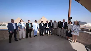 وزير السياحة يبحث مع منظمي الرحلات الألمان تعزيز الحركة الوافدة لمصر