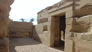 قصر العجوز.. لماذا أطلق الأهالي اسم شيخ صوفي على معبد أثري بطلمي؟ -صور