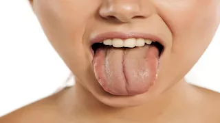  احذر.. جفاف الفم المزمن علامة لأمراض خطيرة