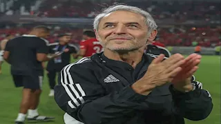 مارسيل كولر يحتفى بذكرى تأسيس الأهلي (صورة)